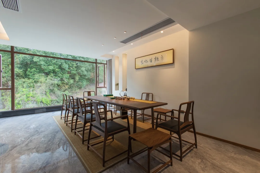 Quiet luxury tea experience